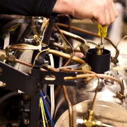 repairing-mc-450w-568821490 repairing-mc-450w-568821490